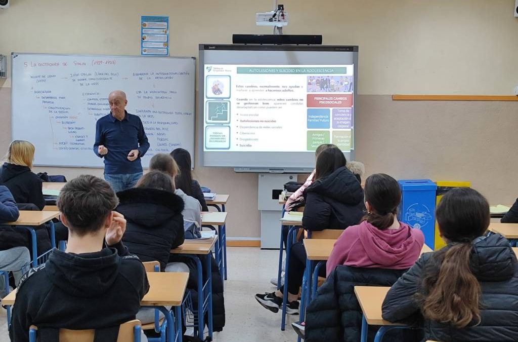 HABLAMOS DE SALUD MENTAL EN LA ADOLESCENCIA CON NUESTRO ALUMNADO DE 4º ESO