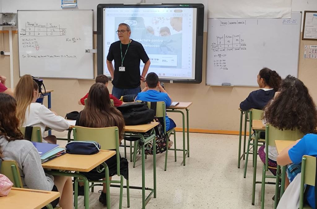 TALLER «PARA, PIENSA, CONÉCTATE POR EL BIENESTAR DIGITAL». 1º ESO, AE Y FPB AGROJARDINERÍA