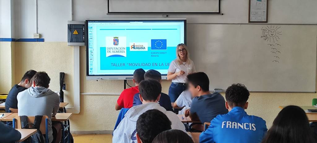 TALLER “MOVILIDAD EN LA UNIÓN EUROPEA” EN PRIMERO DE BACHILLERATO